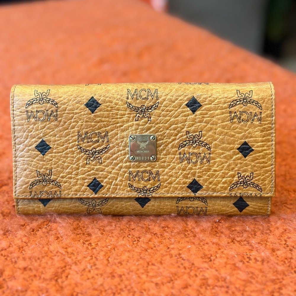 MCM Long full size snap wallet